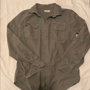 Green military-esqu green jacket
